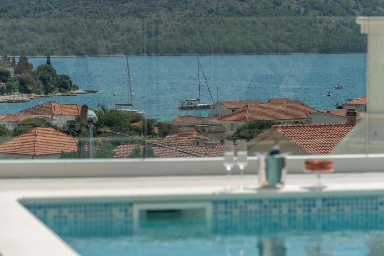 Apartments Villa Jelena Seget Vranjica Exterior photo