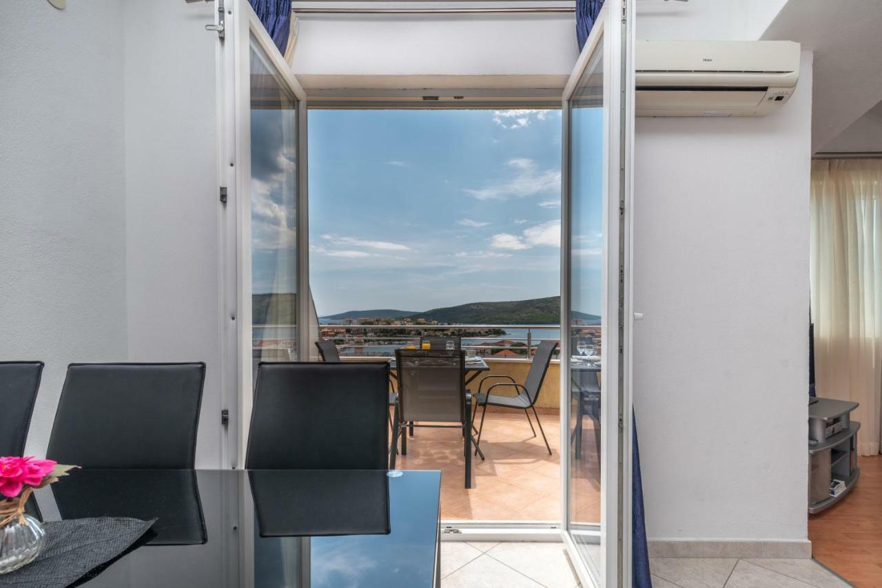 Apartments Villa Jelena Seget Vranjica Exterior photo